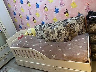 Qız üçün, Çarpayı, Bazasız, Matrassız, Siyirməli lalafo.az -da Qız üçün, Çarpayı, Bazasız, Matrassız, Siyirməli