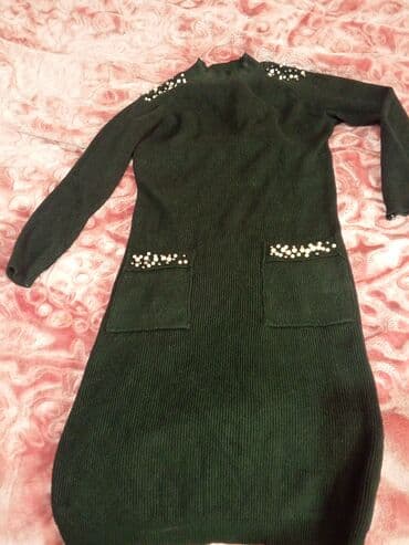 Qadınlar üçün trikotaj paltar - Rəng: tünd yaşıl/qaraya çalan - lalafo.az -da Qadınlar üçün trikotaj paltar - Rəng: tünd yaşıl/qaraya çalan -