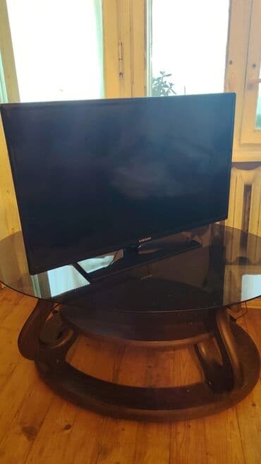 Samsung LED televizor - Ekran diaqonalı təxmini 24–28 düym (kompakt lalafo.az -da Samsung LED televizor - Ekran diaqonalı təxmini 24–28 düym (kompakt