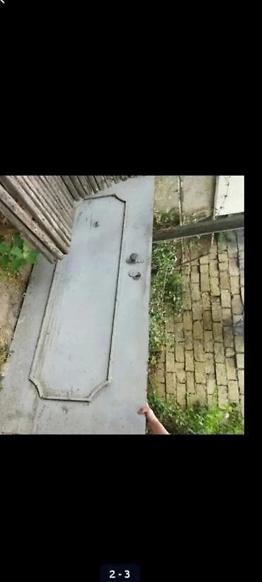Qapı satılır dəmir qapı istəyən əlaqə saxlasin at lalafo.az Qapı satılır dəmir qapı istəyən əlaqə saxlasin