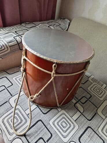 Ud: Böyük ölçülü nağara (iki tərəfli membranlı baraban) - Korpus: taxta lalafo.az -da — 2 Ud: Böyük ölçülü nağara (iki tərəfli membranlı baraban) - Korpus: taxta — 2