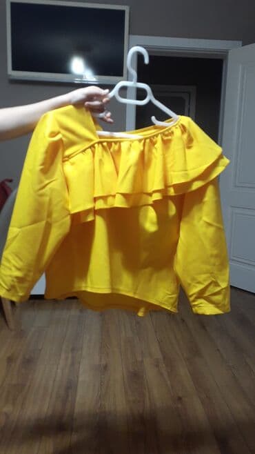 El isidi birdefe nisana geyinilib 38-40 razmere gedir hecbir defekti lalafo.az -da El isidi birdefe nisana geyinilib 38-40 razmere gedir hecbir defekti