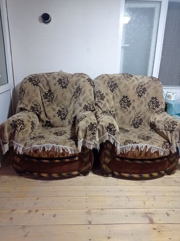 2 ədəd kreslo. Hər ikisi normal vəziyyətdədi. Məsləhətli maldı lalafo.az -da 2 ədəd kreslo. Hər ikisi normal vəziyyətdədi. Məsləhətli maldı