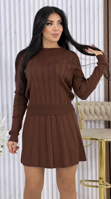 Qadın trikotaj dəsti – sviter + ətək - Model: iki hissəli trikotaj lalafo.az -da Qadın trikotaj dəsti – sviter + ətək - Model: iki hissəli trikotaj