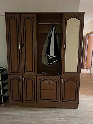 Dəhliz dolabı satılır 100₼. Ünvan Yeni Yasamal &Rumi lalafo.az -da Dəhliz dolabı satılır 100₼. Ünvan Yeni Yasamal &Rumi
