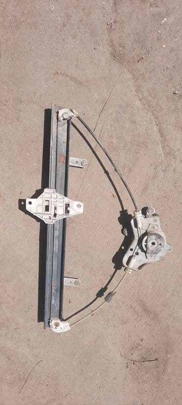 Hyundai HD 45. 65. 72. sag qapi suse mexanizm lalafo.az -da Hyundai HD 45. 65. 72. sag qapi suse mexanizm