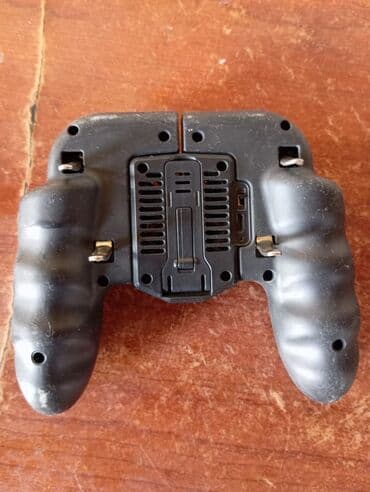 Telefon üçün oyun tutacağı (PUBG, Free Fire və s. üçün). - Arxa lalafo.az -da Telefon üçün oyun tutacağı (PUBG, Free Fire və s. üçün). - Arxa