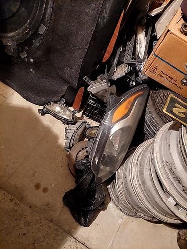 Avtomobil ehtiyat hissələri – müxtəlif komplekt Təsvir: - Ön faralar lalafo.az -da Avtomobil ehtiyat hissələri – müxtəlif komplekt Təsvir: - Ön faralar