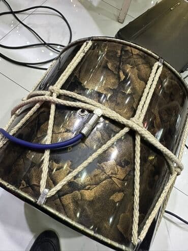 Nağara satılır. 2 ədəddir ikisinidə satıram. 2 mikrafonu var her lalafo.az -da Nağara satılır. 2 ədəddir ikisinidə satıram. 2 mikrafonu var her