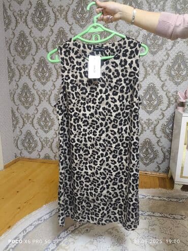 LC Waikiki qadın donu - Model: qolsuz, düz kəsim - Naxış: leopard lalafo.az -da LC Waikiki qadın donu - Model: qolsuz, düz kəsim - Naxış: leopard