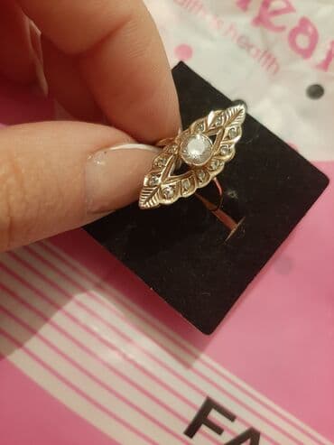 Üzük lalafo.az -da Üzük