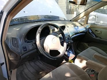 Toyota Harrier (RHD) – ağ rəngli krossover/SUV Xüsusiyyətlər: - lalafo.az -da Toyota Harrier (RHD) – ağ rəngli krossover/SUV Xüsusiyyətlər: -
