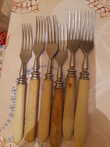 Cəngəl 6 ədəd
Qədimi lalafo.az -da Cəngəl 6 ədəd
Qədimi