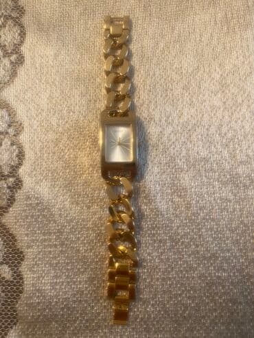 İşlənmiş, Qol saatı, Guess, rəng - Qızılı lalafo.az -da İşlənmiş, Qol saatı, Guess, rəng - Qızılı