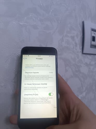 IPhone 7, 32 GB, Qara, Qırıq lalafo.az -da IPhone 7, 32 GB, Qara, Qırıq