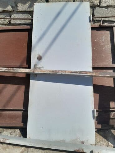 İşlənmiş Giriş qapısı Şəbəkə ilə, Zəmanətsiz, Ünvandan götürmə lalafo.az -da İşlənmiş Giriş qapısı Şəbəkə ilə, Zəmanətsiz, Ünvandan götürmə