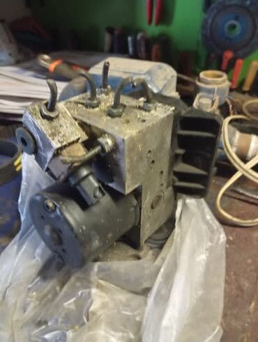 ABS hidravlik blok + nasos modulu - İstehsalçı: Bosch (işarələr: 0 lalafo.az -da ABS hidravlik blok + nasos modulu - İstehsalçı: Bosch (işarələr: 0