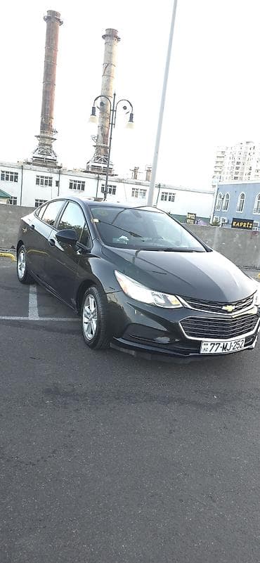 Chevrolet Cruze sedan - Korpus: qara rəng, aerodinamik xəttlər, xrom lalafo.az -da Chevrolet Cruze sedan - Korpus: qara rəng, aerodinamik xəttlər, xrom