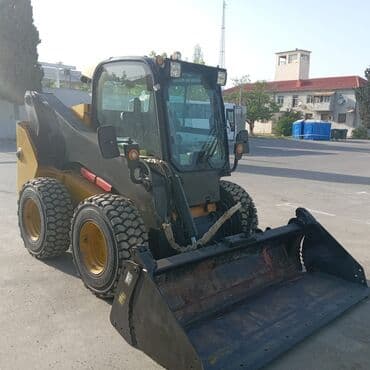 JCB260 Bobcat (qayçılı) icarəyə verilir. Bütün sənədləri lalafo.az -da JCB260 Bobcat (qayçılı) icarəyə verilir. Bütün sənədləri