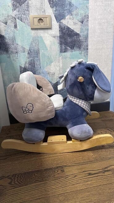 Kaçalka usaq üçün Ela veziyetdir sadece bir iki yerden flomaster izi lalafo.az -da Kaçalka usaq üçün Ela veziyetdir sadece bir iki yerden flomaster izi