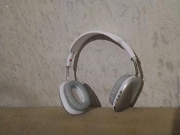 Ağızüstü (on-ear) simsiz qulaqcıq - Rəng: ağ/gümüşü - Yastıqlar lalafo.az -da Ağızüstü (on-ear) simsiz qulaqcıq - Rəng: ağ/gümüşü - Yastıqlar