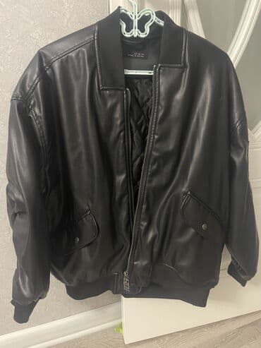 Qadın kurtkası malldan Newyorkerden alinıb S razmer,tese qalıb az lalafo.az -da Qadın kurtkası malldan Newyorkerden alinıb S razmer,tese qalıb az