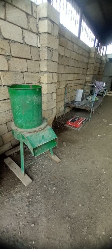 Rotovatorlar: Kənd təsərrüfatı texnikası və yem hazırlama avadanlıqları dəsti 1) lalafo.az -da — 5 Rotovatorlar: Kənd təsərrüfatı texnikası və yem hazırlama avadanlıqları dəsti 1) — 5