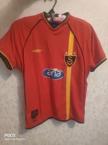 Futbolka, Umbro, 2XS, rəng - Qırmızı lalafo.az -da Futbolka, Umbro, 2XS, rəng - Qırmızı