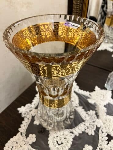 Bir vaza, Xrustal lalafo.az -da Bir vaza, Xrustal