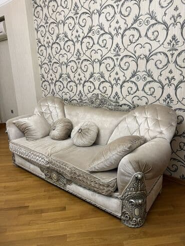 Divan lalafo.az -da Divan