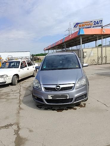 Opel Zafira: 1.9 л | 2006 г. 320000 км Минивэн at lalafo.az Opel Zafira: 1.9 л | 2006 г. 320000 км Минивэн