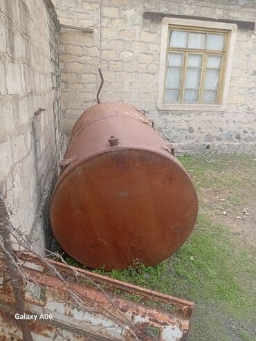 Bak, Metal, 3000 l l, Ünvandan götürmə lalafo.az -da Bak, Metal, 3000 l l, Ünvandan götürmə