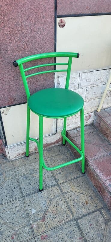 Metall çərçivəli hündür bar taburesi - Rəng: parlaq yaşıl - Material lalafo.az -da Metall çərçivəli hündür bar taburesi - Rəng: parlaq yaşıl - Material