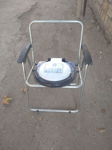 Daşınan komod stulu - Metal borudan hazırlanmış möhkəm çərçivə - lalafo.az -da Daşınan komod stulu - Metal borudan hazırlanmış möhkəm çərçivə -