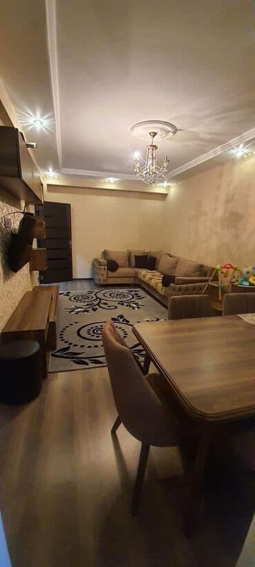 3 qiz axdarilir - Geniş və işıqlı zal: kristal çilçıraq, spot lalafo.az -da 3 qiz axdarilir - Geniş və işıqlı zal: kristal çilçıraq, spot