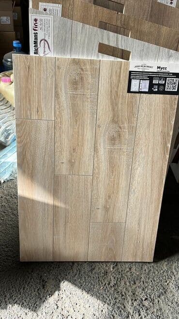 Ağac teksturalı döşəmə örtüyü – laminat/parket görünüşlü plitə paneli lalafo.az -da Ağac teksturalı döşəmə örtüyü – laminat/parket görünüşlü plitə paneli