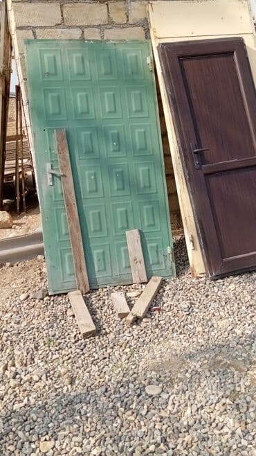 Ikinci el Darvazalar seyf qapilar taxta sifer alqi ve satqisi qapilar lalafo.az -da — 18 Ikinci el Darvazalar seyf qapilar taxta sifer alqi ve satqisi qapilar — 18