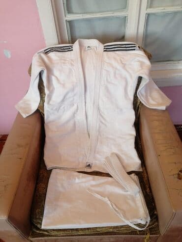 Шлемы: Salam aleykum Oglan ve qiz uşaqlari ucun Judo kimono dəsti satilir at lalafo.az — 4 Шлемы: Salam aleykum Oglan ve qiz uşaqlari ucun Judo kimono dəsti satilir — 4