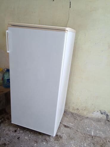 Dnepr soyuducu yaxşı soyudur işləyir çürüyü yoxdur. 60x125 cm. Nizami lalafo.az -da Dnepr soyuducu yaxşı soyudur işləyir çürüyü yoxdur. 60x125 cm. Nizami