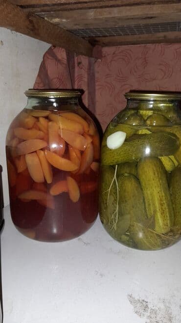 Ev üsullu müxtəlif konservlər - Xiyar turşusu – sarımsaq, dəfnə lalafo.az -da Ev üsullu müxtəlif konservlər - Xiyar turşusu – sarımsaq, dəfnə