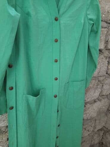 Uzun yaşıl düyməli paltar/kardiqan - Rəng: tünd mənzərəvi yaşıl - lalafo.az -da Uzun yaşıl düyməli paltar/kardiqan - Rəng: tünd mənzərəvi yaşıl -