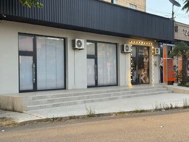 Obyekt Statiska binasinin tam yaninda yerleşir. İcereye verilen obyekt lalafo.az -da Obyekt Statiska binasinin tam yaninda yerleşir. İcereye verilen obyekt