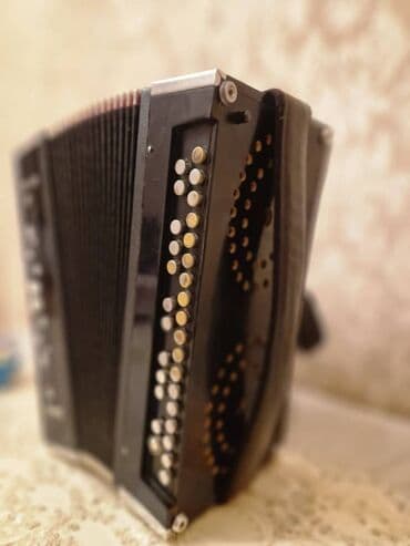 Royallar: Qarmon, Akustik, Yeni, Ünvandan götürmə, Ödənişli çatdırılma, Rayonlara çatdırılma lalafo.az -da — 5 Royallar: Qarmon, Akustik, Yeni, Ünvandan götürmə, Ödənişli çatdırılma, Rayonlara çatdırılma — 5