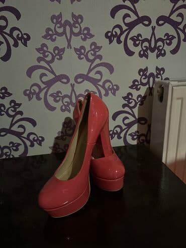 Tuflilər, Ölçü: 38, Yeni lalafo.az -da Tuflilər, Ölçü: 38, Yeni