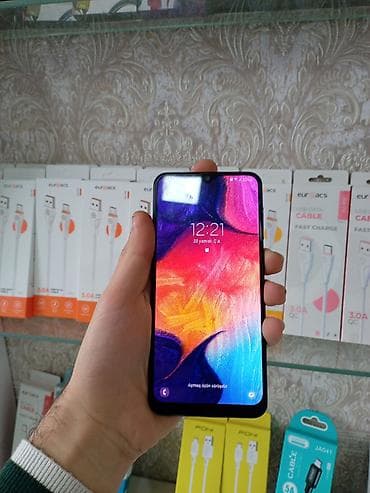 Samsung Galaxy A50, 64 GB, rəng - Qara, Barmaq izi lalafo.az -da Samsung Galaxy A50, 64 GB, rəng - Qara, Barmaq izi