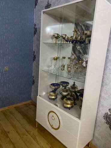 Şüşəli dolab vitrini lalafo.az -da Şüşəli dolab vitrini