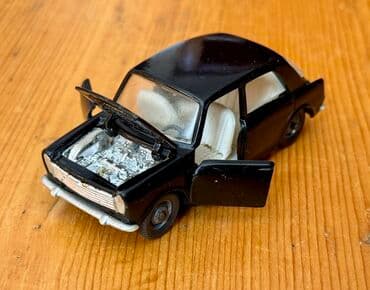 Hər biri 40₼. Sovet istehsalı metal model avtomobillər dəsti 1) Qara lalafo.az -da Hər biri 40₼. Sovet istehsalı metal model avtomobillər dəsti 1) Qara