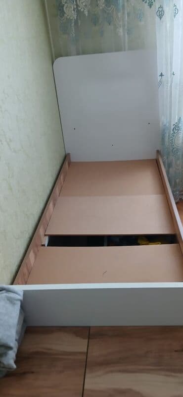 Oğlan və qız üçün, İşlənmiş, Dördbucaq, Beşik, Dəstsiz, Matras ilə, Yellənmə mexanizm ilə lalafo.az -da Oğlan və qız üçün, İşlənmiş, Dördbucaq, Beşik, Dəstsiz, Matras ilə, Yellənmə mexanizm ilə