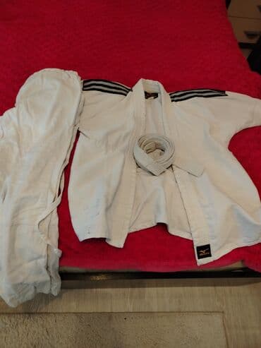 Məhsul: Mizuno cüdo kimono dəsti - Brend: Mizuno - Rəng: ağ - Tərkib lalafo.az -da Məhsul: Mizuno cüdo kimono dəsti - Brend: Mizuno - Rəng: ağ - Tərkib