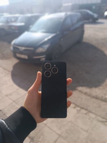 Tecno Spark 20 Pro, 256 GB, rəng - Qara, Barmaq izi lalafo.az -da Tecno Spark 20 Pro, 256 GB, rəng - Qara, Barmaq izi